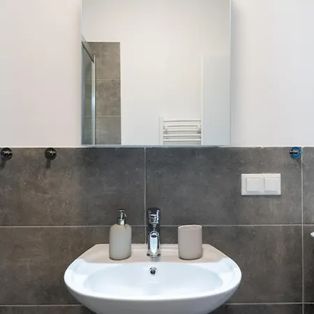 Farawayhomes #a4 Appartement