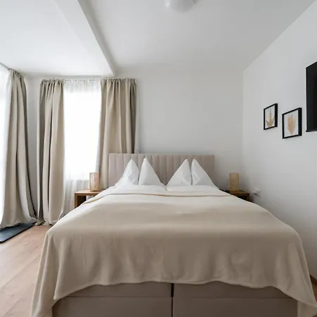아파트 Farawayhomes #13 *