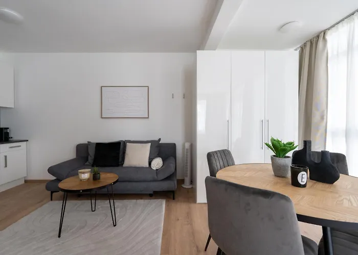 Farawayhomes #13 شقة *